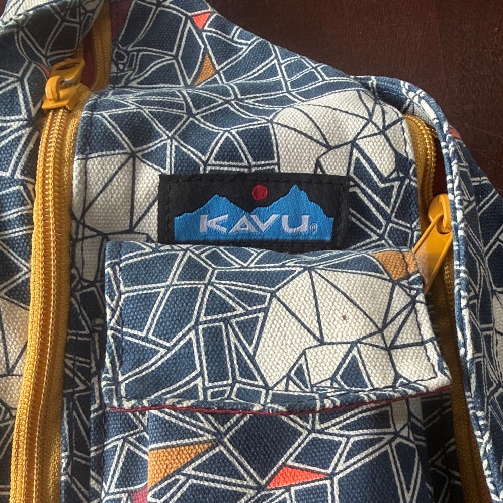 Kavu Geometric Sling Bag in Blue and Orange - Picture 2 of 4